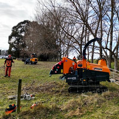 Tracked wood chipping